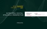 Na ciemnozielonym tle napisy: Digital Excellence Awards 2022, kategoria Digital strategic perspective, finalista. Logo Ministerstwa Finansów i logo Krajowej Administracji Skarbowej.