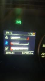 ZDJĘCIE 9_Wyświetlacz w kabinie ciągnika samochodowego VOLVO FH